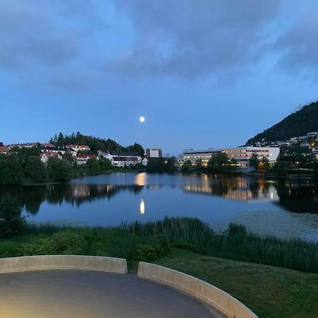 Bergen'S Finest: Sleek Oasis With Two Bedroom Extérieur photo