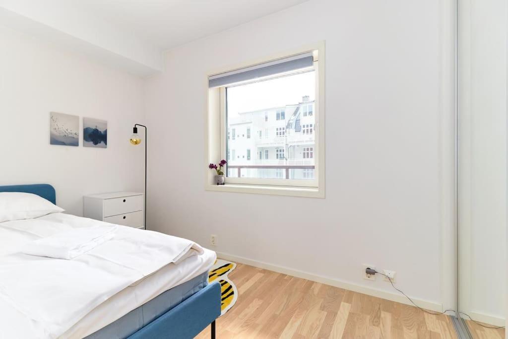 Bergen'S Finest: Sleek Oasis With Two Bedroom Extérieur photo