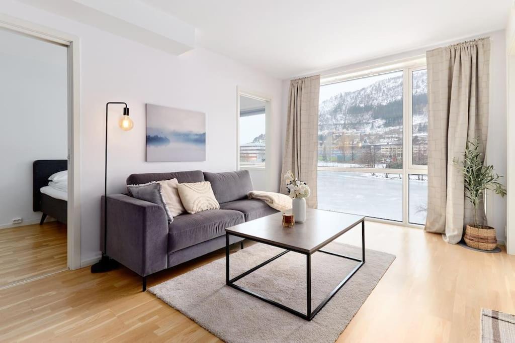 Bergen'S Finest: Sleek Oasis With Two Bedroom Extérieur photo